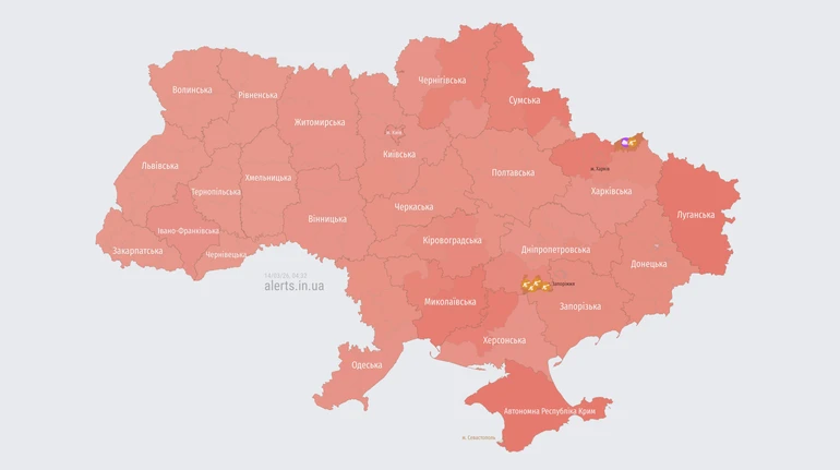 По всій Україні оголосили повітряну тривогу через зліт МіГ-31К