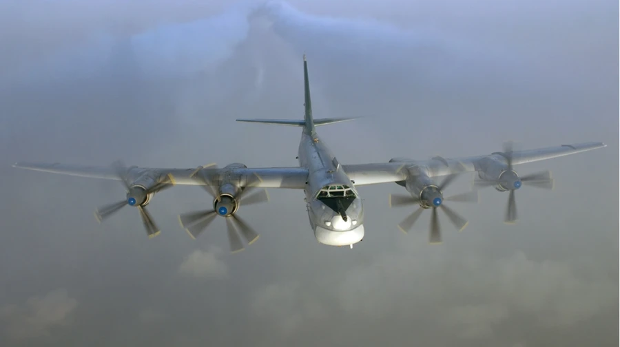 Сили СБУ знищили стратегічний бомбардувальник Ту-95 у російському Енгельсі