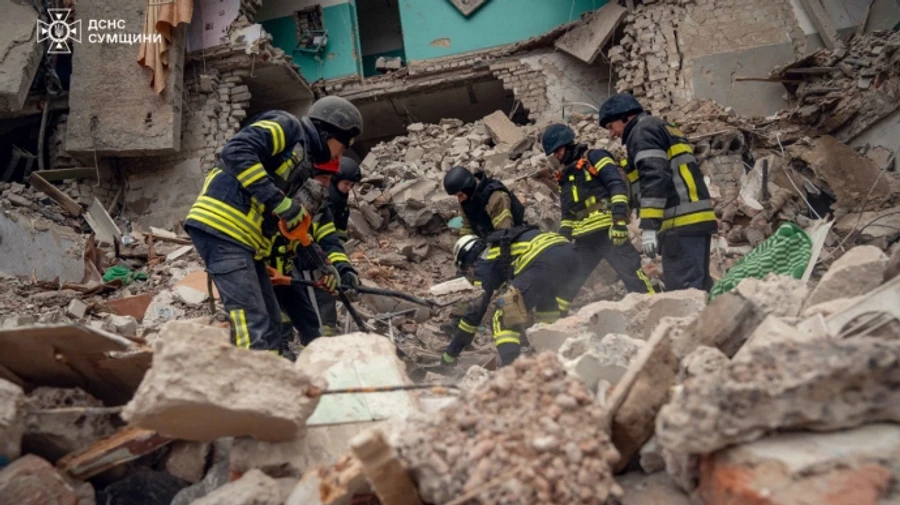 Russians attack residential building in Hlukhiv, Sumy Oblast, killing 12 people, including 8-year-old child – photos