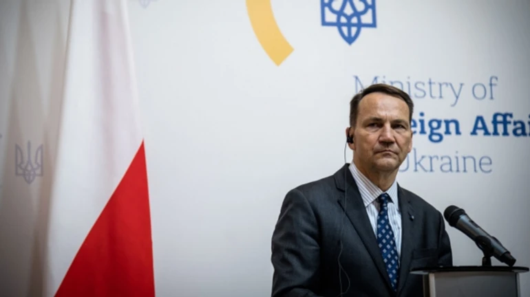Polish foreign minister comments on conflict with Zelenskyy over Volyn Tragedy victims