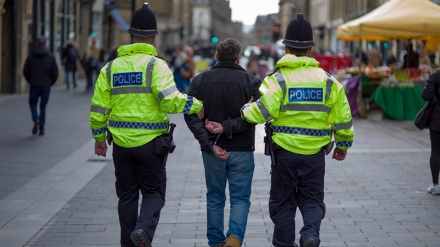 В Лондоне задержали четвертого подозреваемого по делу поджогов, связанных с британским премьером