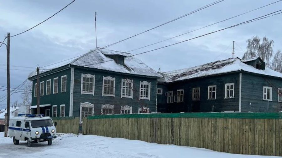 Russian sound engineer detained for setting fire to military enlistment office in Bratsk