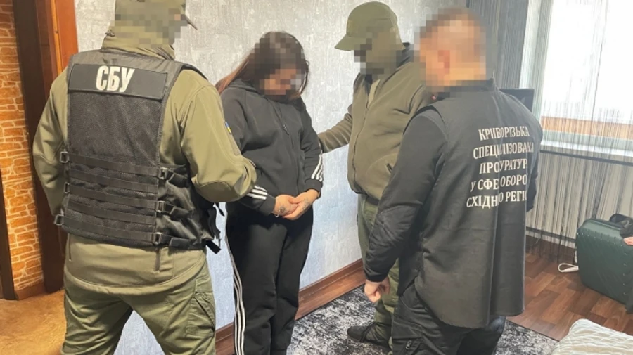 СБУ: Россияне хотели взорвать 22-летнюю агентку в людном месте Днепропетровщины