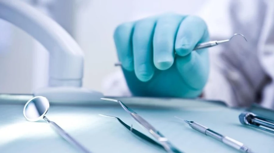 Киевского стоматолога подозревают в разбое, мошенничестве и покушении на убийство