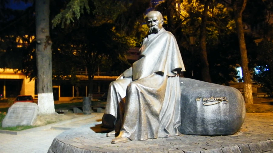 Пам'ятники Шевченку встановили закордонний рекорд