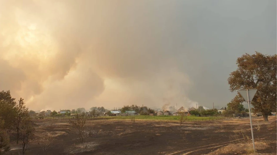 Из-за пожара на Луганщине 21 человека отправили в больницу