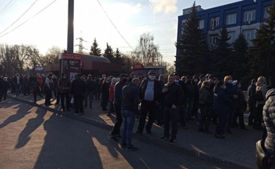 АрселорМиттал объяснил, как на карантине выдавал спецпропуска 21 тысяче работников