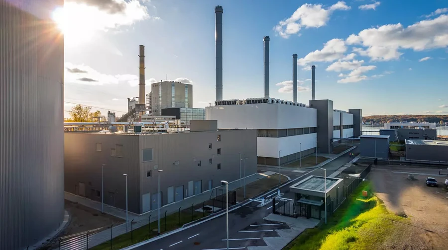 Німеччина вважає, що невідомі дрони шпигували за її інфраструктурою