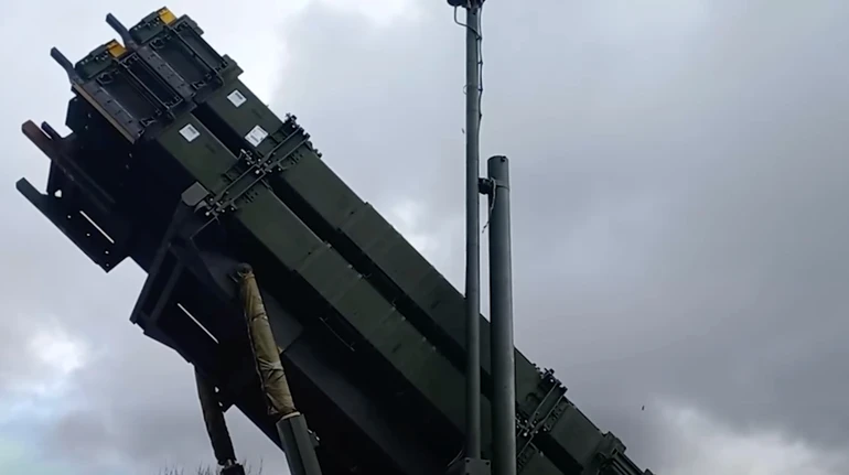Одна ракета на одну ціль: військові показали ЗРК Patriot, яким захищають українське небо