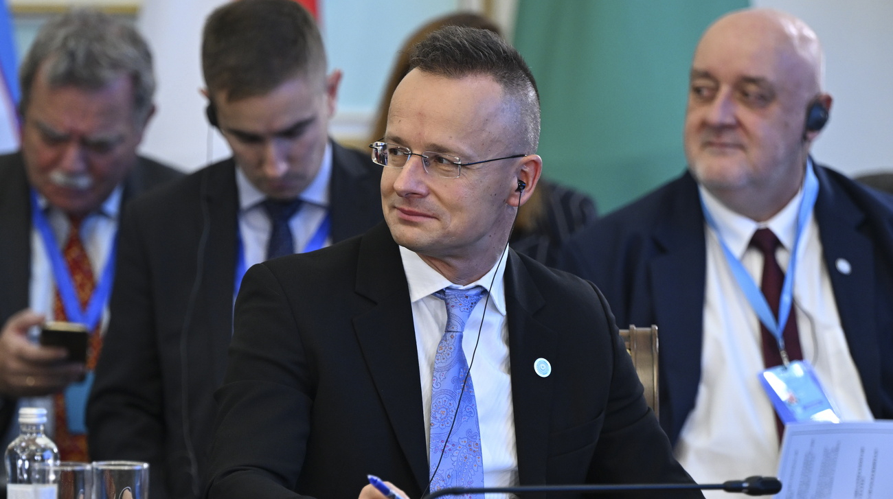 Сійярто увійде в новий склад парламенту Угорщини