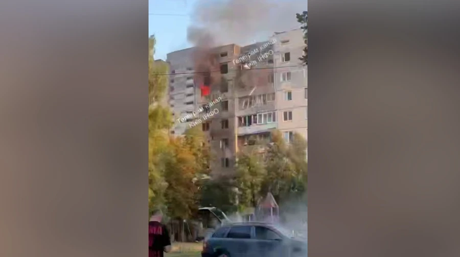 Россия вновь атаковала Киев: дрон попал в многоэтажный дом, погиб человек
