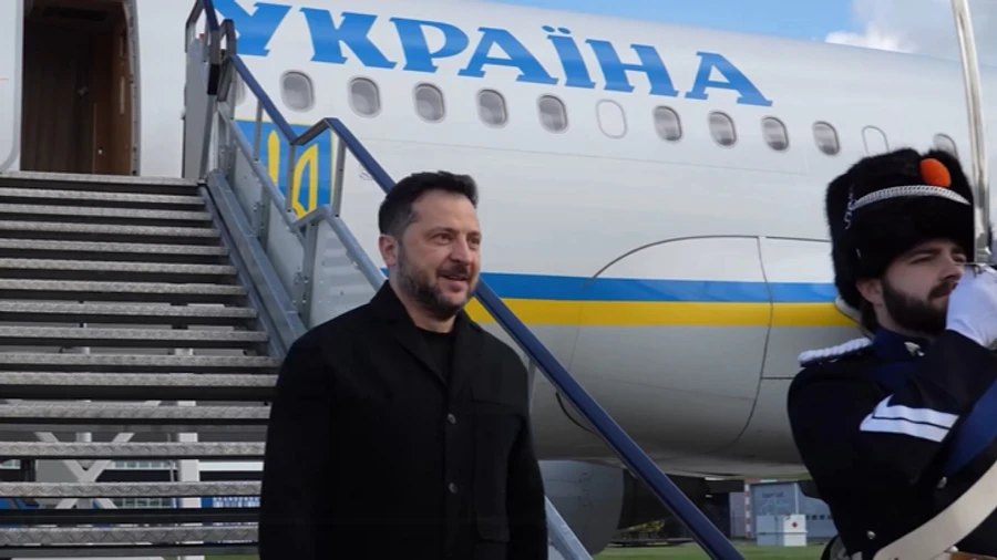 Зеленский прибыл в Нидерланды