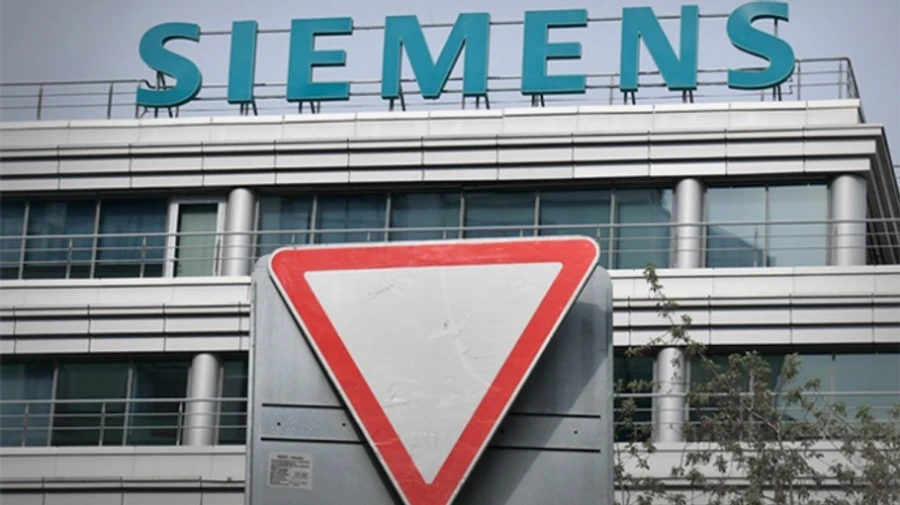 Siemens withdraws from Russia