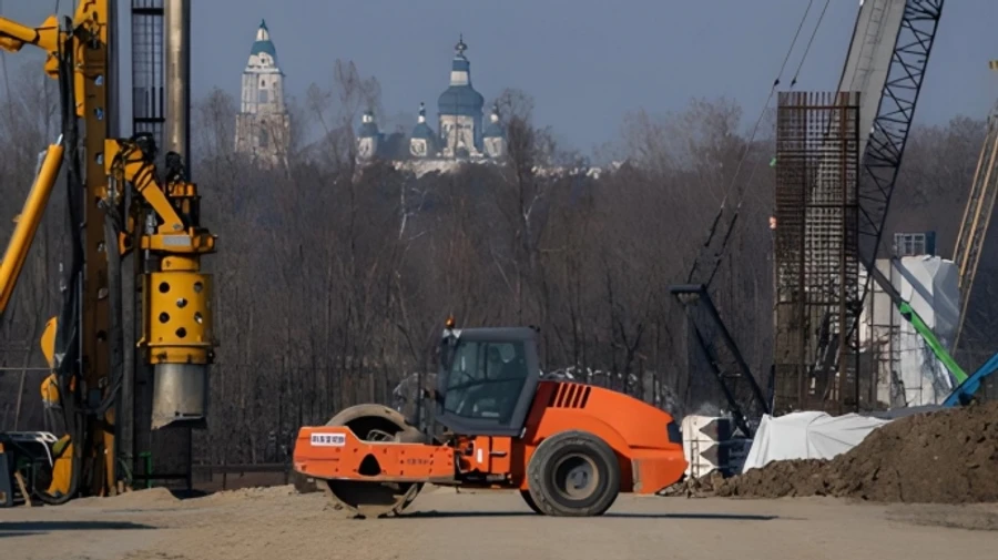 Bridge over River Desna destroyed by Russian forces will be rebuilt using unique construction element – photo