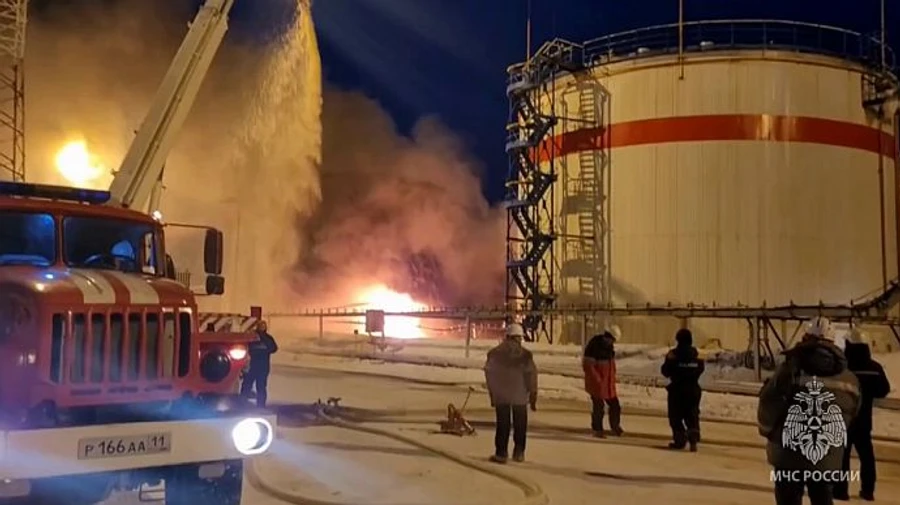 Oil reservoirs on fire in Komi Republic, Russia