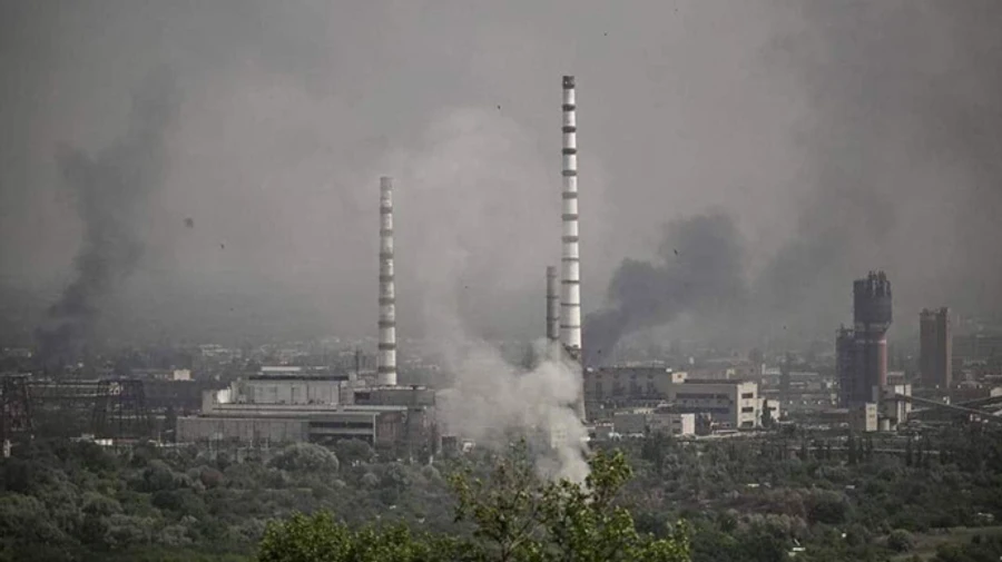 Россияне нанесли авиаудары по поселкам возле Северодонецка, в самом городе бои – Гайдай