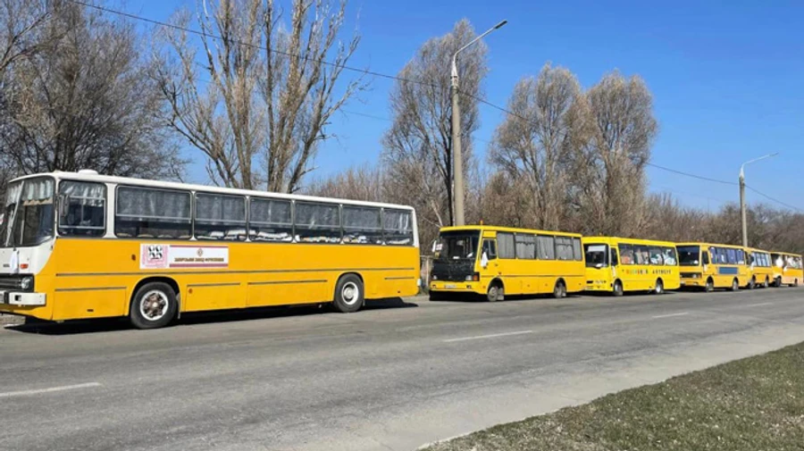 До Мелітополя приїхала гумдопомога, назад забере людей