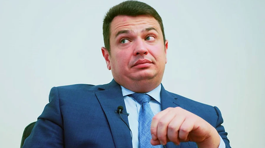 ОАСК просят рассудить, является ли Сытник агентом спецслужб США