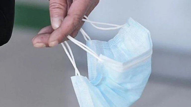 Маска не отменяется, QR-код вводится: в МОЗ озвучили протиковидные планы