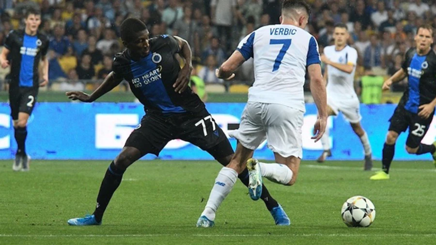 На матч Динамо - Брюгге пустили зрителей