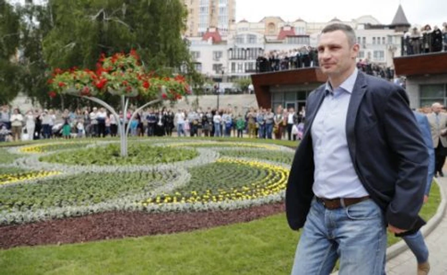 Кличко опережает всех конкурентов в гонке за кресло столичного мэра