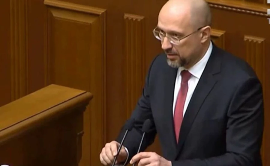 Шмигаль заявив, що новий уряд не буде ховатись у фейсбуці