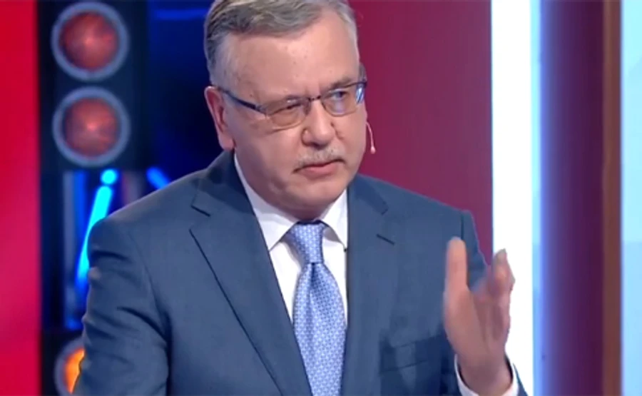 Гриценко: Порошенко дав вказівку виділити 2 мільярди на підкуп