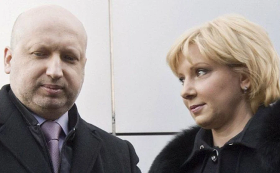 Турчинов: Требование уволить мою жену – это агрессия и ограниченность