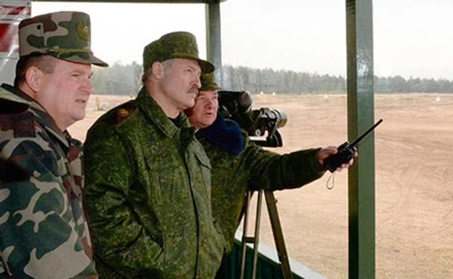 Лукашенко хочет провести выборы в Украине: Мы наведем порядок