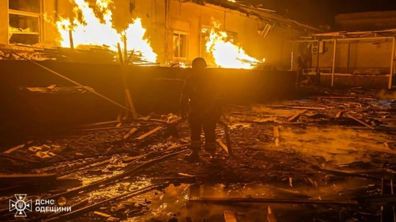 Russia attacks Odesa Oblast: wine warehouse destroyed, 50 workers evacuated – photo, video