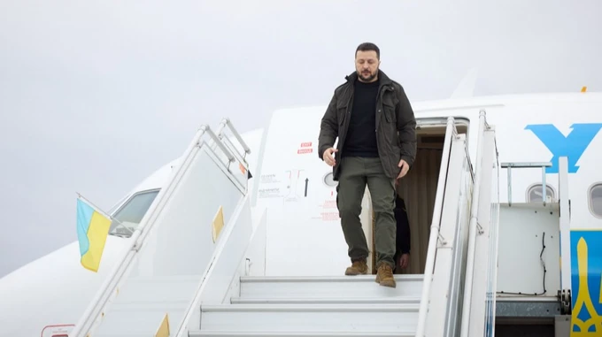 Zelenskyy en route to Davos