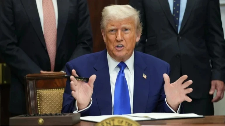 Трамп подписал указ, который позволяет вводить пошлины против стран, торгующих с Ираном