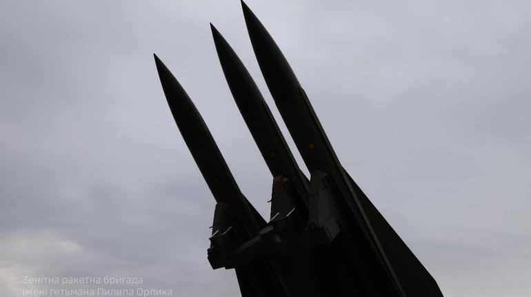 Росія атакувала балістикою та ударними БпЛА: ППО знешкодила 96 ворожих дронів