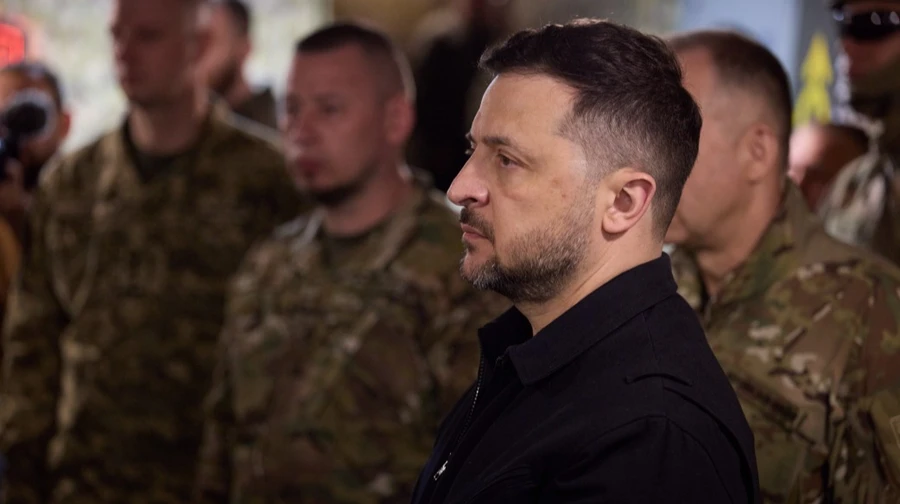 Зеленский предлагает Раде продлить военное положение и мобилизацию с августа