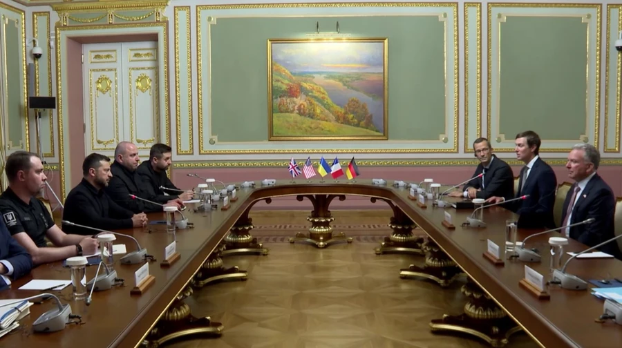 Зеленский рассказал о переговорах с посланцами Трампа: зимний пакет, территории, гарантии безопасности