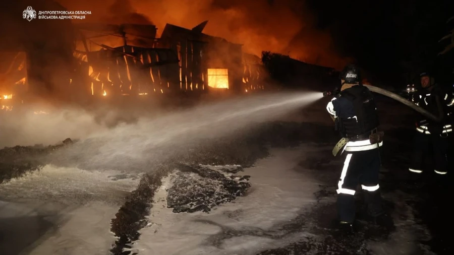 Four killed in nighttime Russian attack on Dnipro as another body is recovered from rubble – photo