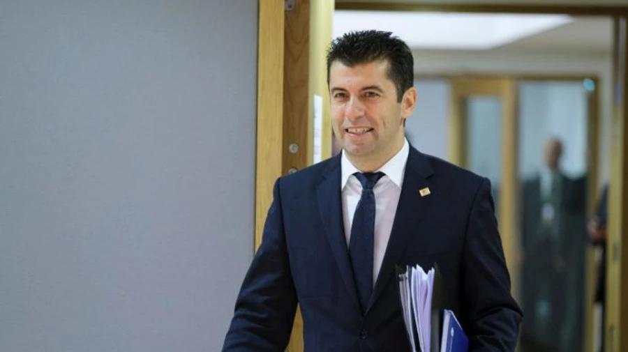 Премьер Болгарии: не будем давать Украине оружие, мы уже достаточно помогаем