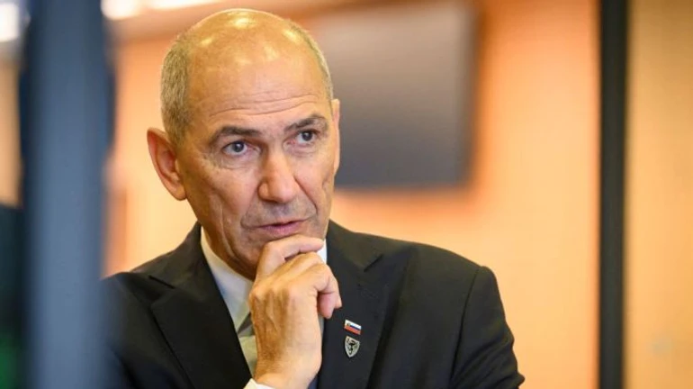 Премьер Словении за то, чтобы предоставить Украине системы ПВО С-300