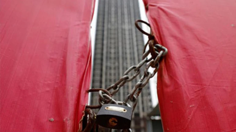 Китайский гигант недвижимости Evergrande на грани дефолта и тянет за собой других. Стоит ли готовиться к мировому кризису?