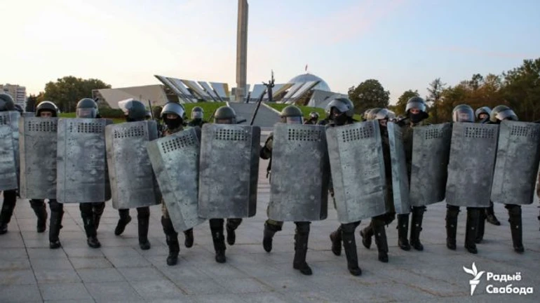 В Минске ОМОН водометами разогнал недовольных инаугурацией Лукашенко