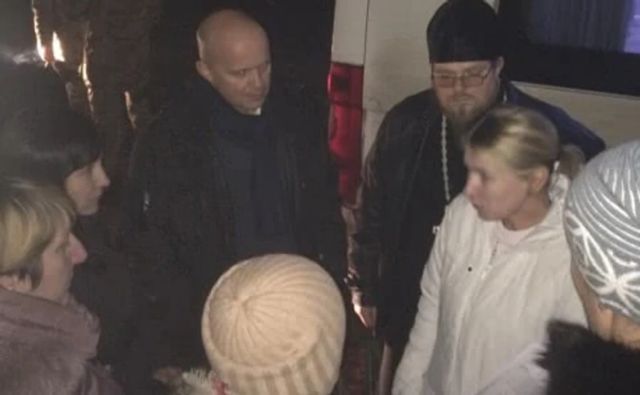 Київ передав бойовикам 15 полонених і чекає звільнення підлітків