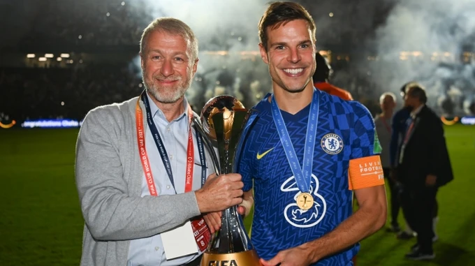 UK wants to force Russian oligarch Abramovich to transfer funds from sale of Chelsea to Ukraine through court