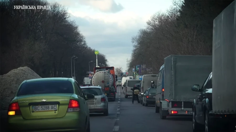 Частина військовозобов’язаних, які виїхали з України через систему Шлях, не повернулись − розслідування УП
