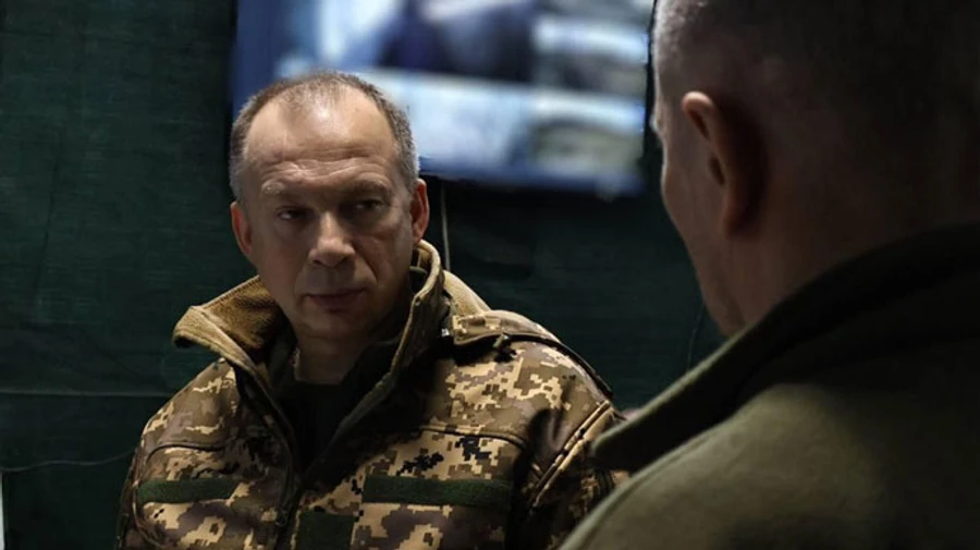 Russian forces trying to capture Bakhmut, engaging their best units – Commander of Ukraine's Ground Forces