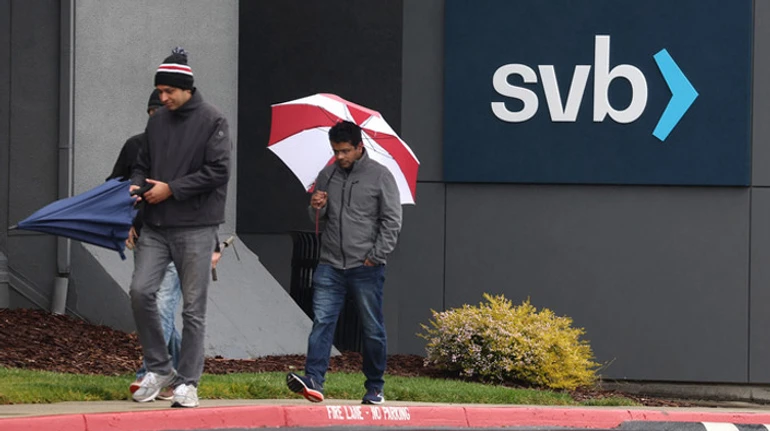 Світ панікує через крах Silicon Valley Bank і боїться нової фінансової кризи. Все настільки серйозно?