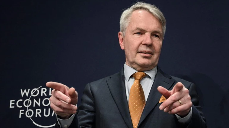 Мы говорим о ядерном оружии, а линия фронта напоминает Первую мировую войну 