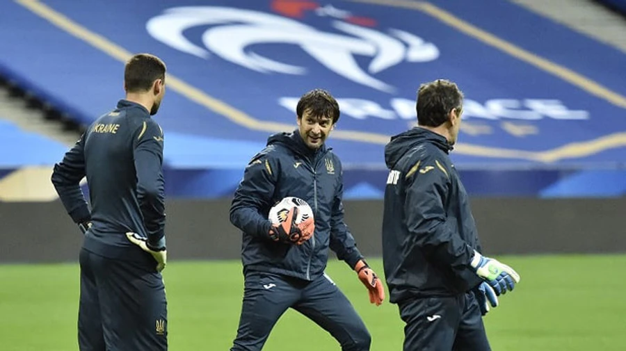 Шевченко включив Шовковського в заявку на матч зі збірною Франції