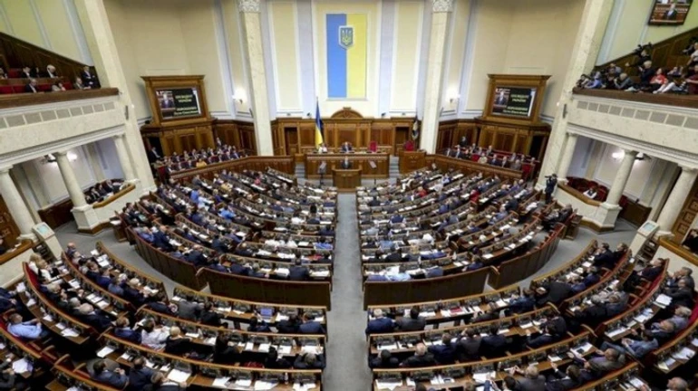 Рада передумала розглядати законопроєкт Бужанського про мову 16 липня