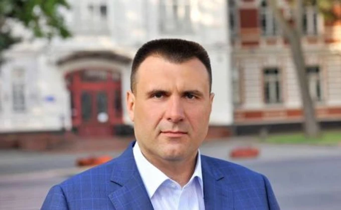 Фракція Слуги народу поповнилася депутатом, у Раді з'явилася Довіра
