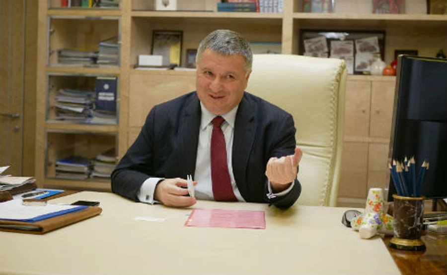 Аваков может остаться в правительстве и даже пойти на повышение – источники